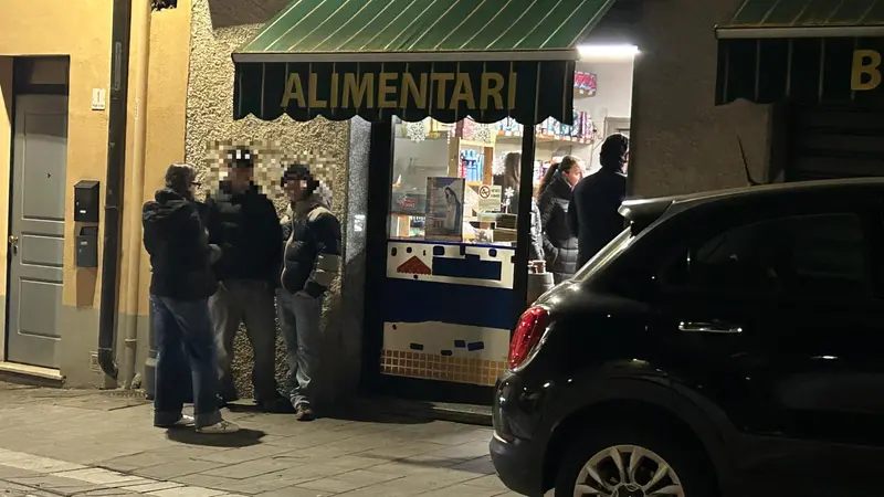 La bottega in piazza di Piatucco - © www.giornaledibrescia.it