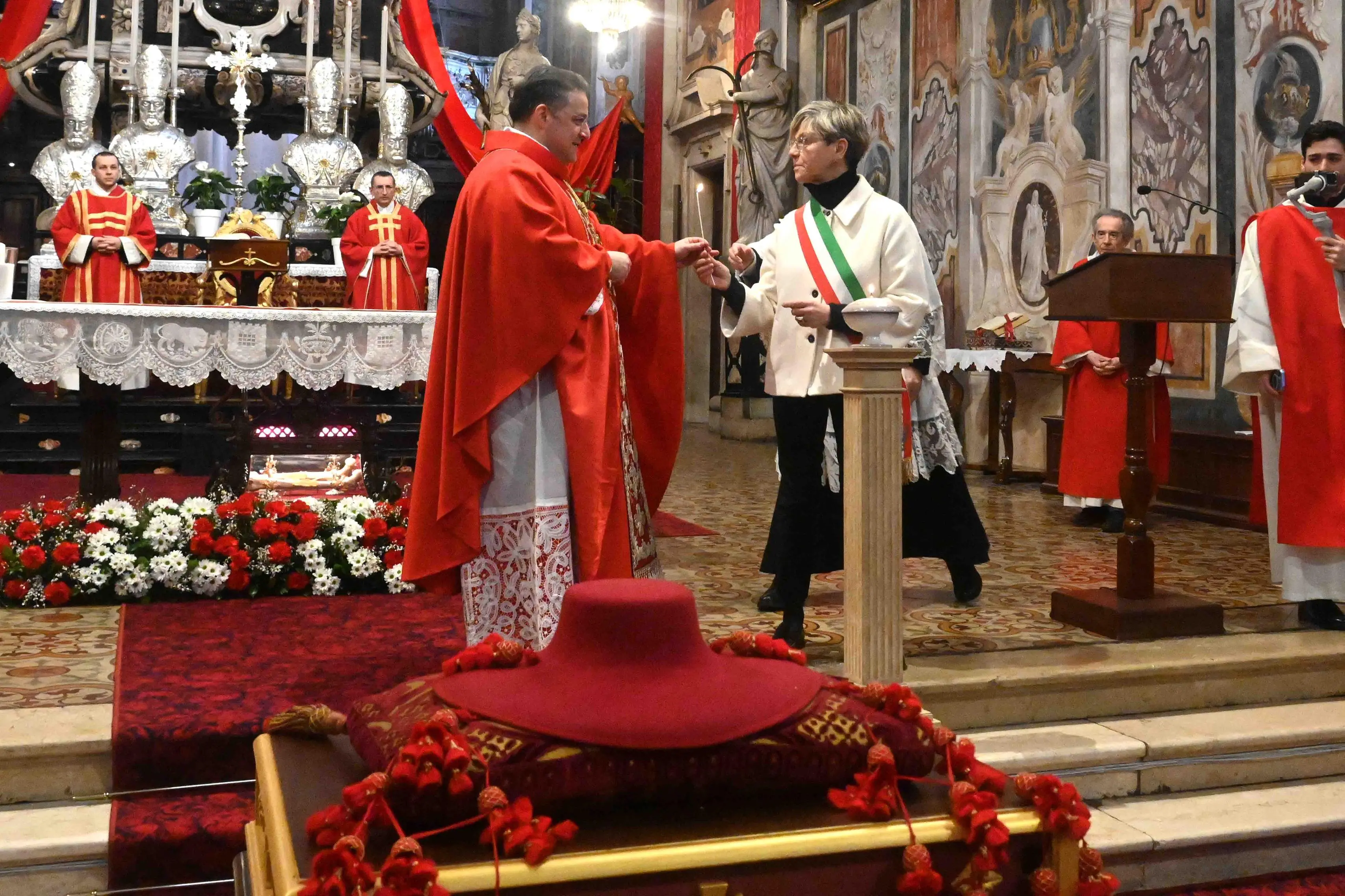 San Faustino, la cerimonia del Capèl