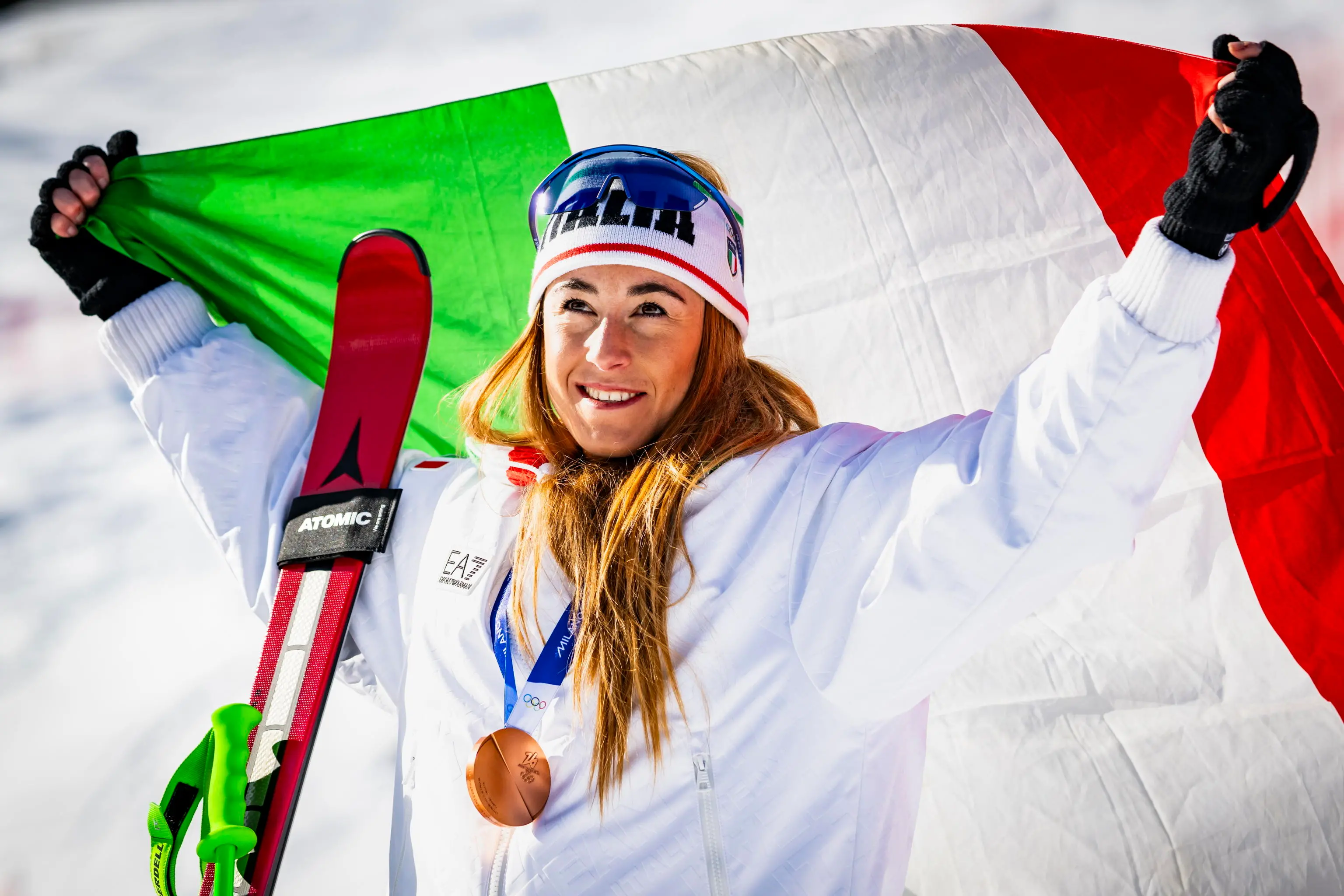 Milano-Cortina, la gioia di Sofia Goggia per la medaglia di bronzo