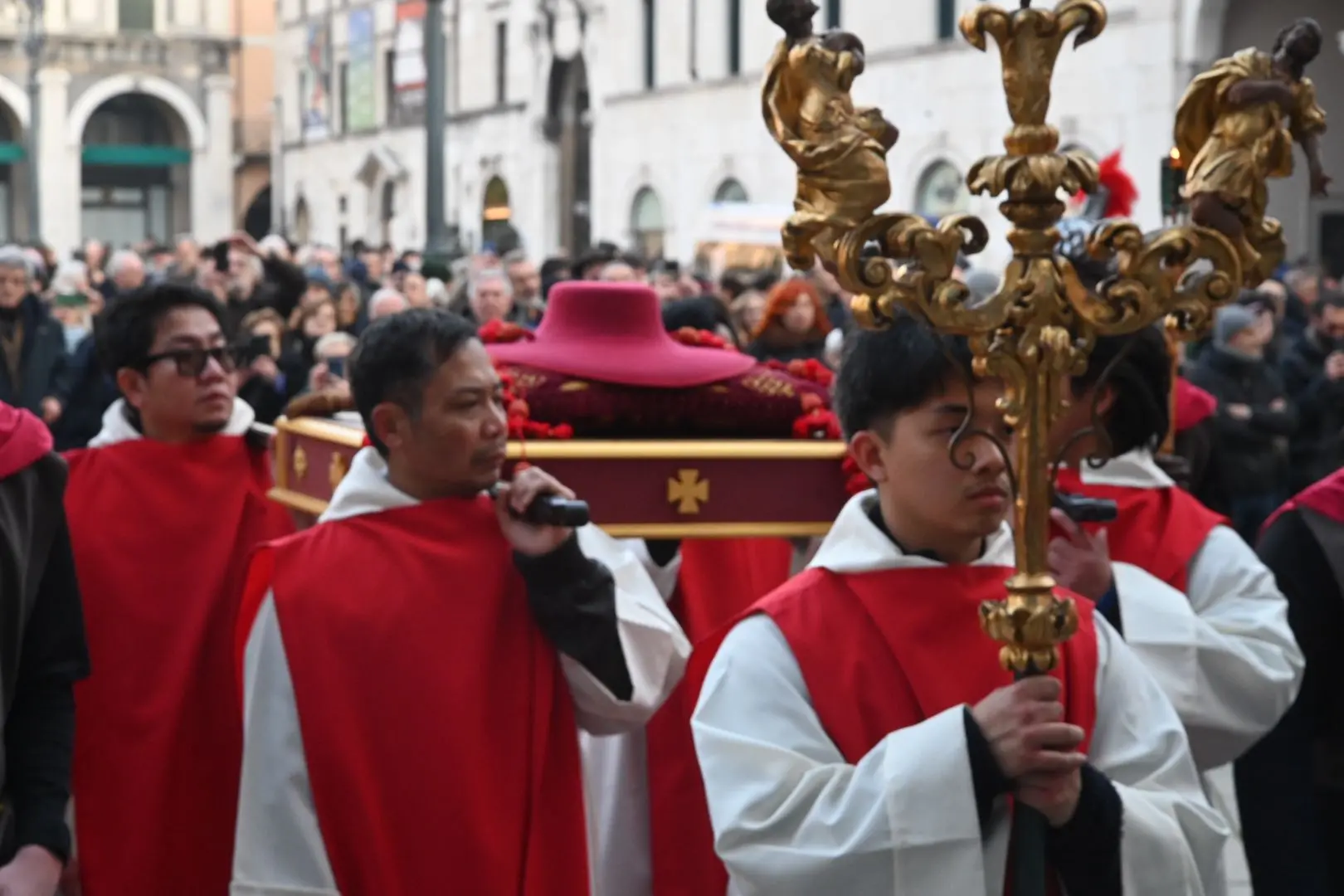 In Loggia la cerimonia della consegna del Capèl
