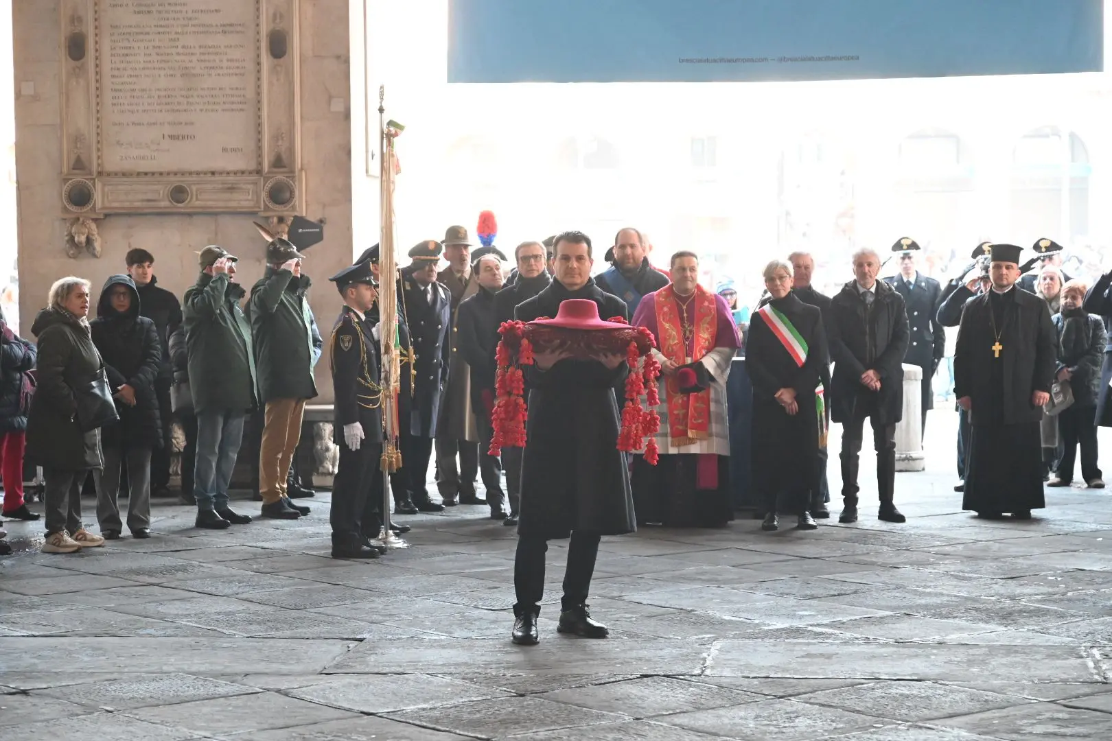 In Loggia la cerimonia della consegna del Capèl