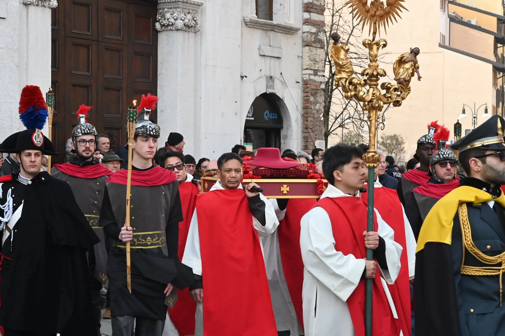 In Loggia la cerimonia della consegna del Capèl
