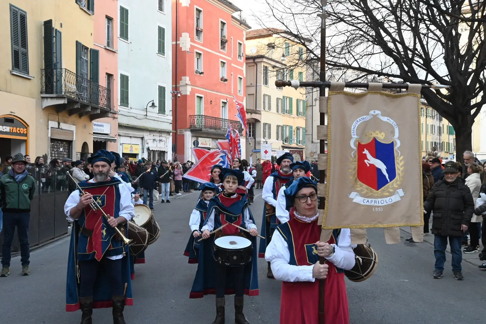 In Loggia la cerimonia della consegna del Capèl