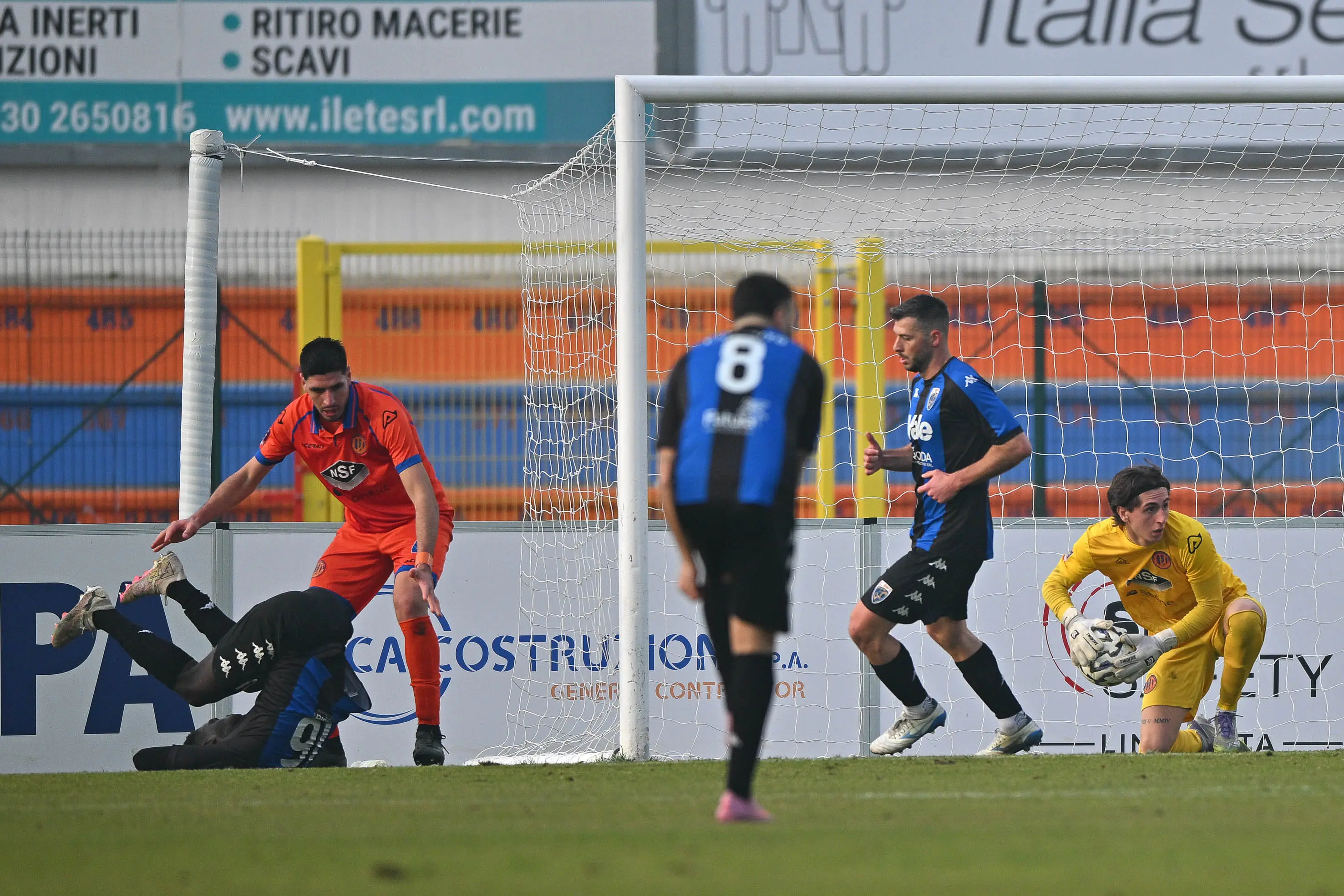 Sport Calcio Serie C Campionato stadio Gino Corioni AC Ospitaletto - Renate nella foto parata Luca Sonzogni (Ospitaletto Franciacorta) 08/02/2026 Biasi@newreporter
