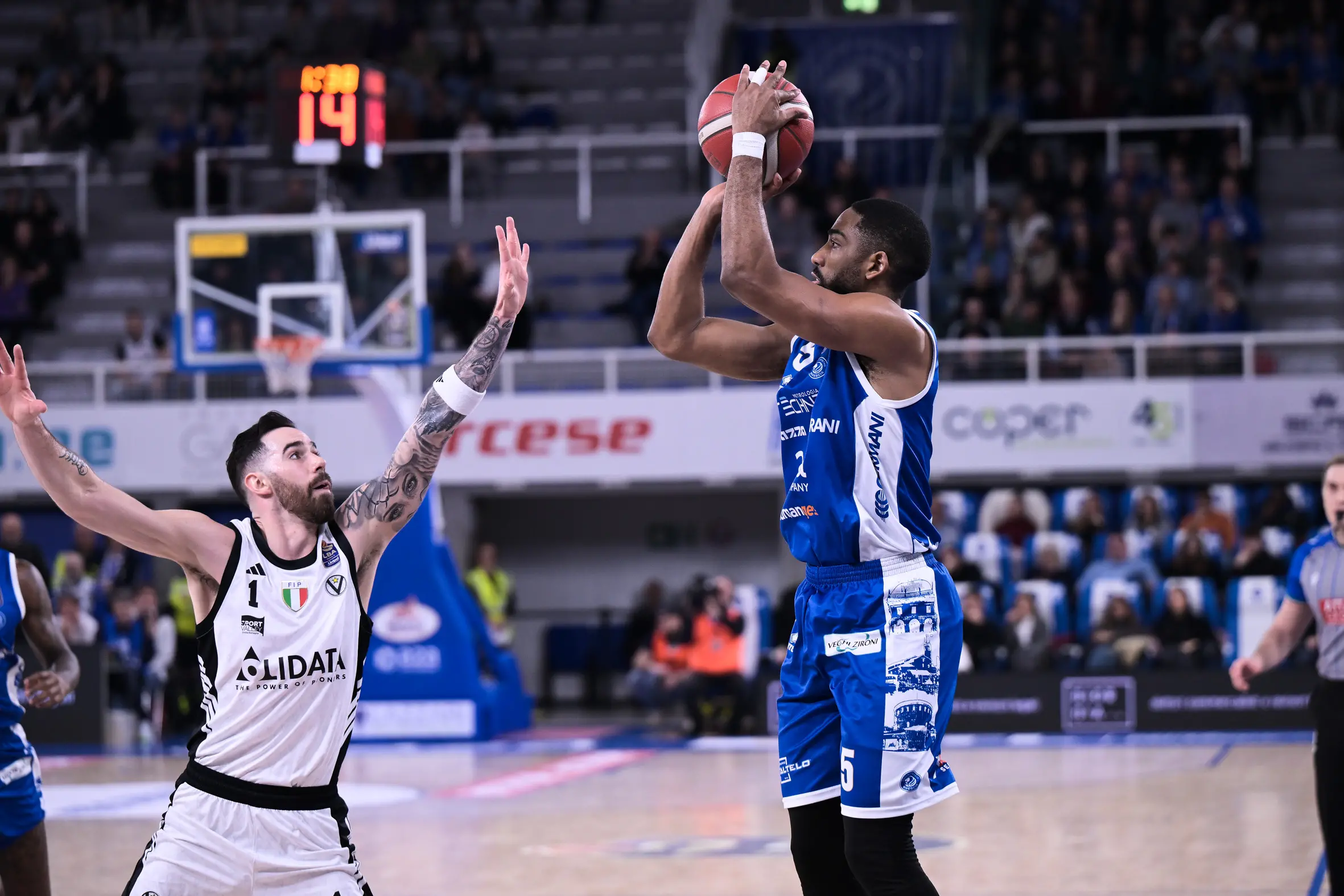 Gli scatti di Germani-Virtus Bologna