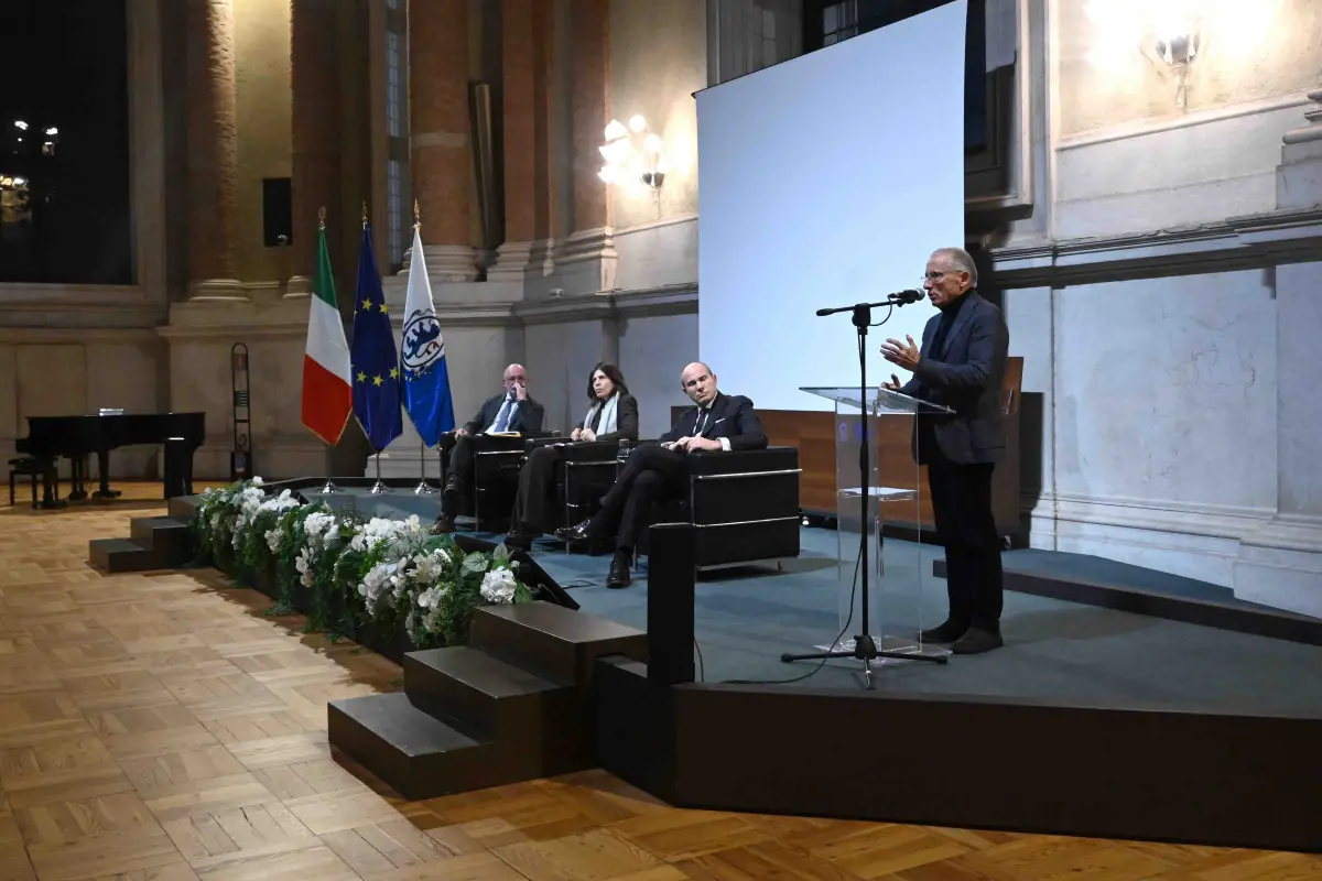 Il convegno sull'intelligenza artificiale in Loggia