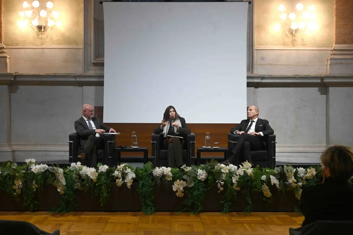 Il convegno sull'intelligenza artificiale in Loggia