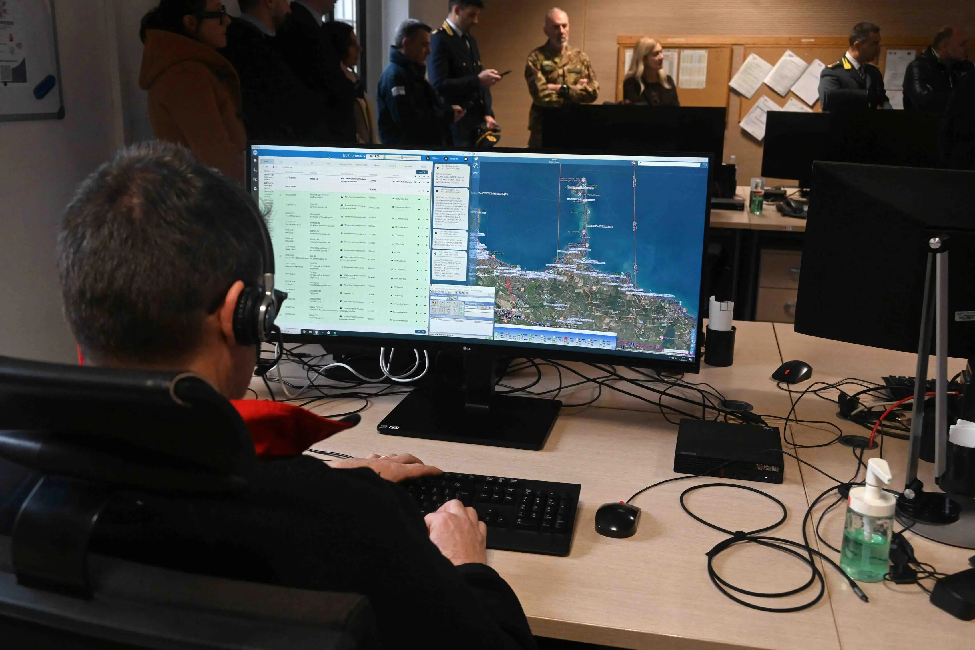 La visita del prefetto Polichetti alla centrale Nue di Brescia