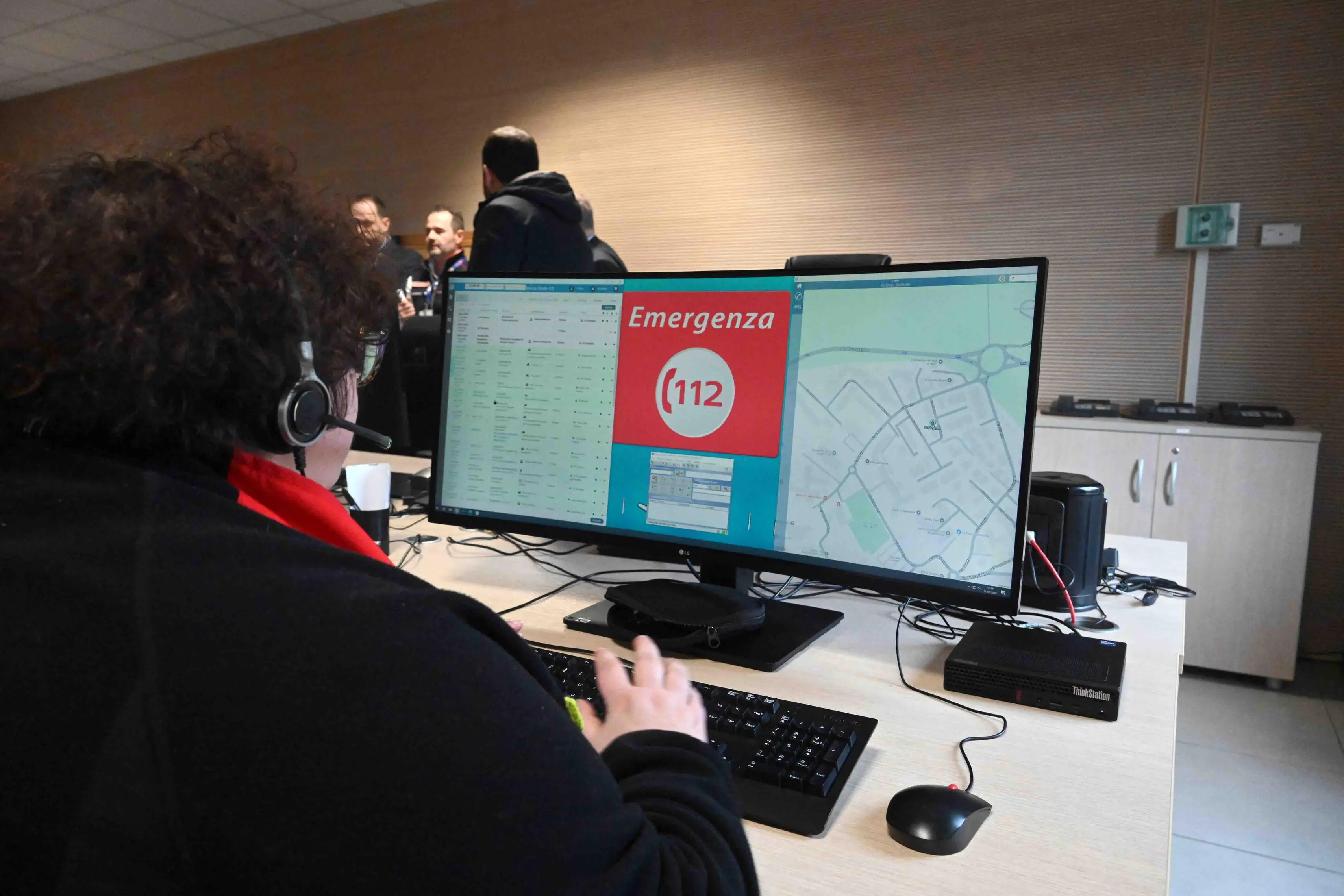 La visita del prefetto Polichetti alla centrale Nue di Brescia