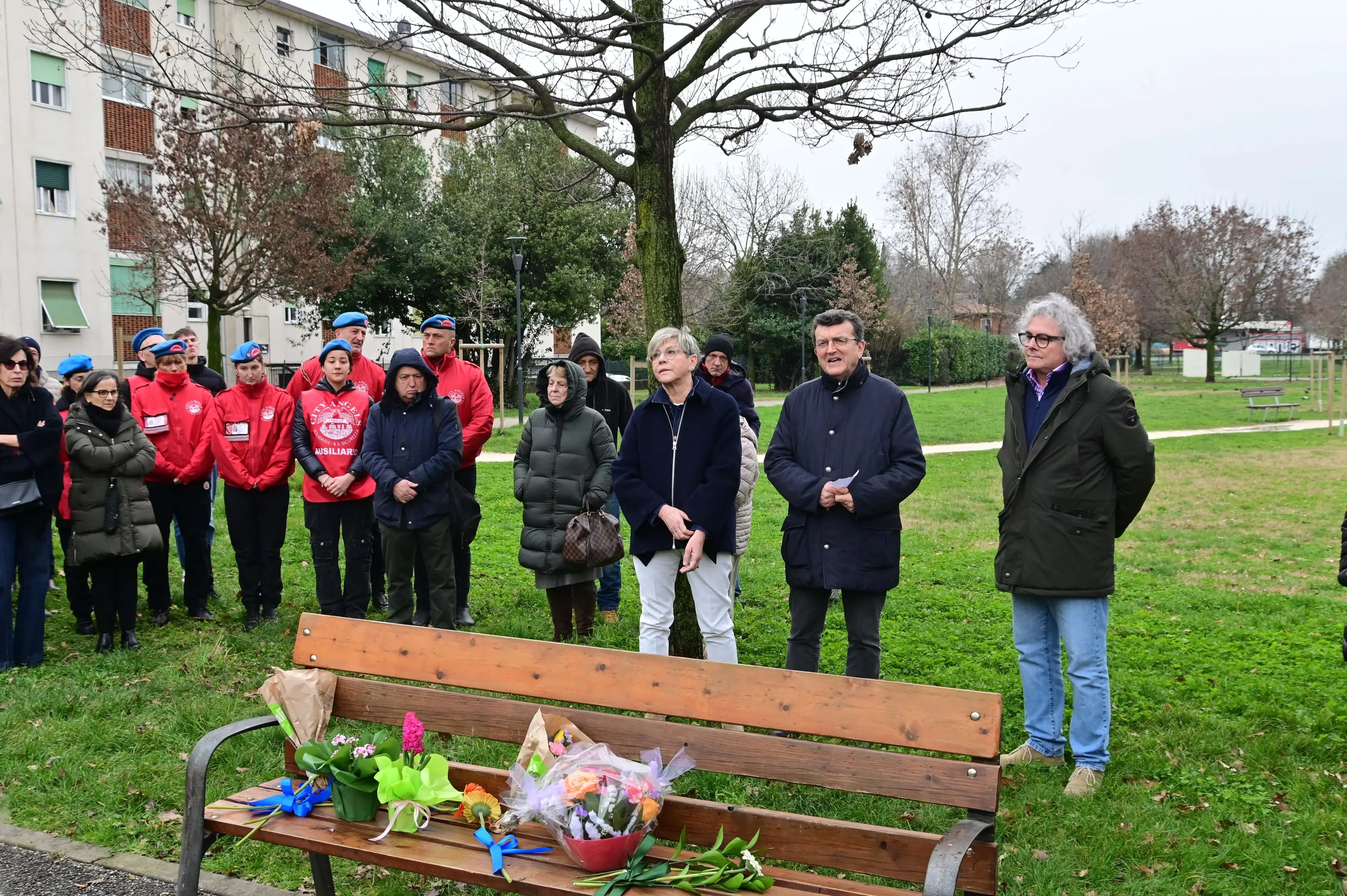 Porta Milano commemora i due clochard morti