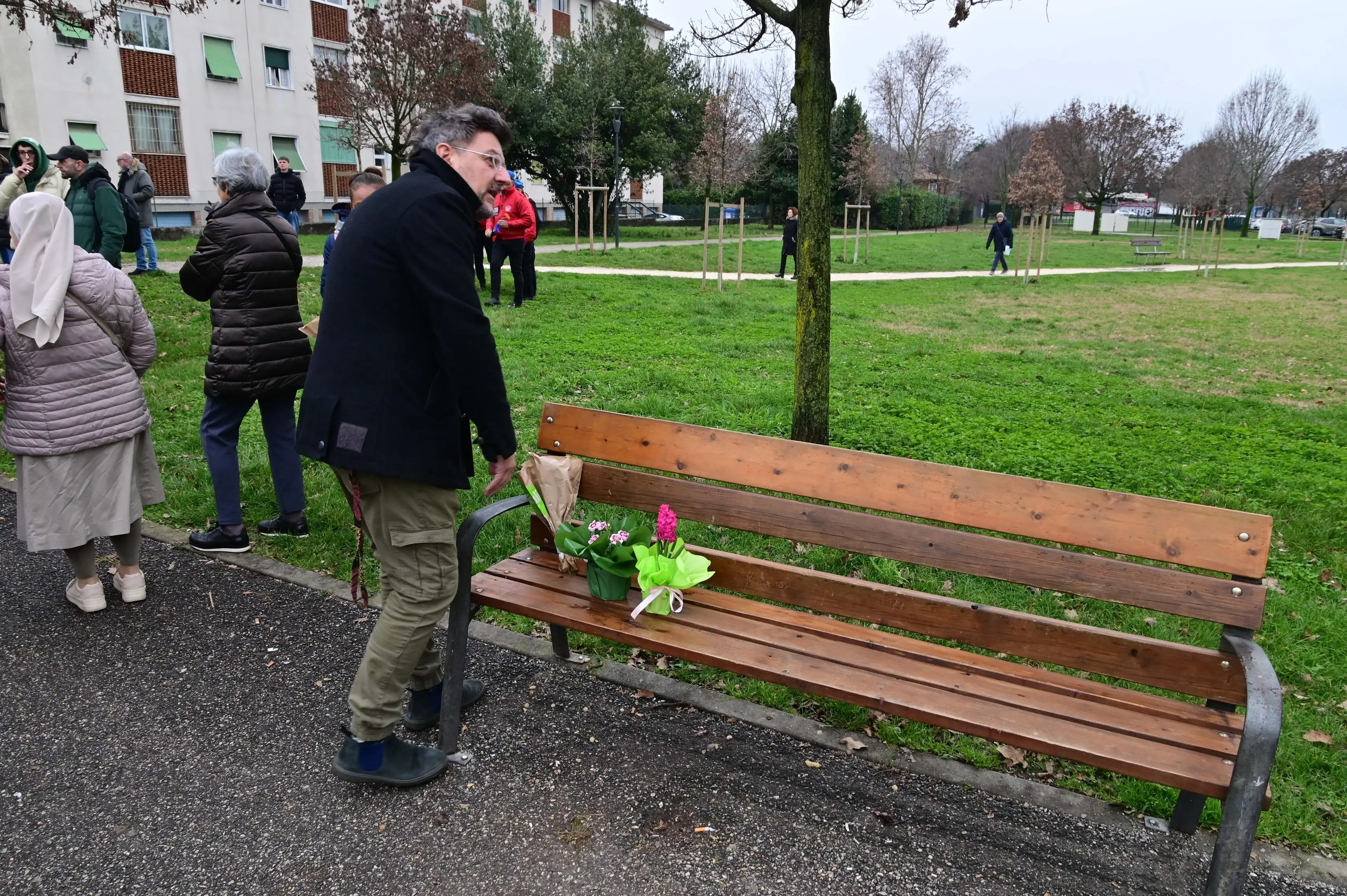 Porta Milano commemora i due clochard morti