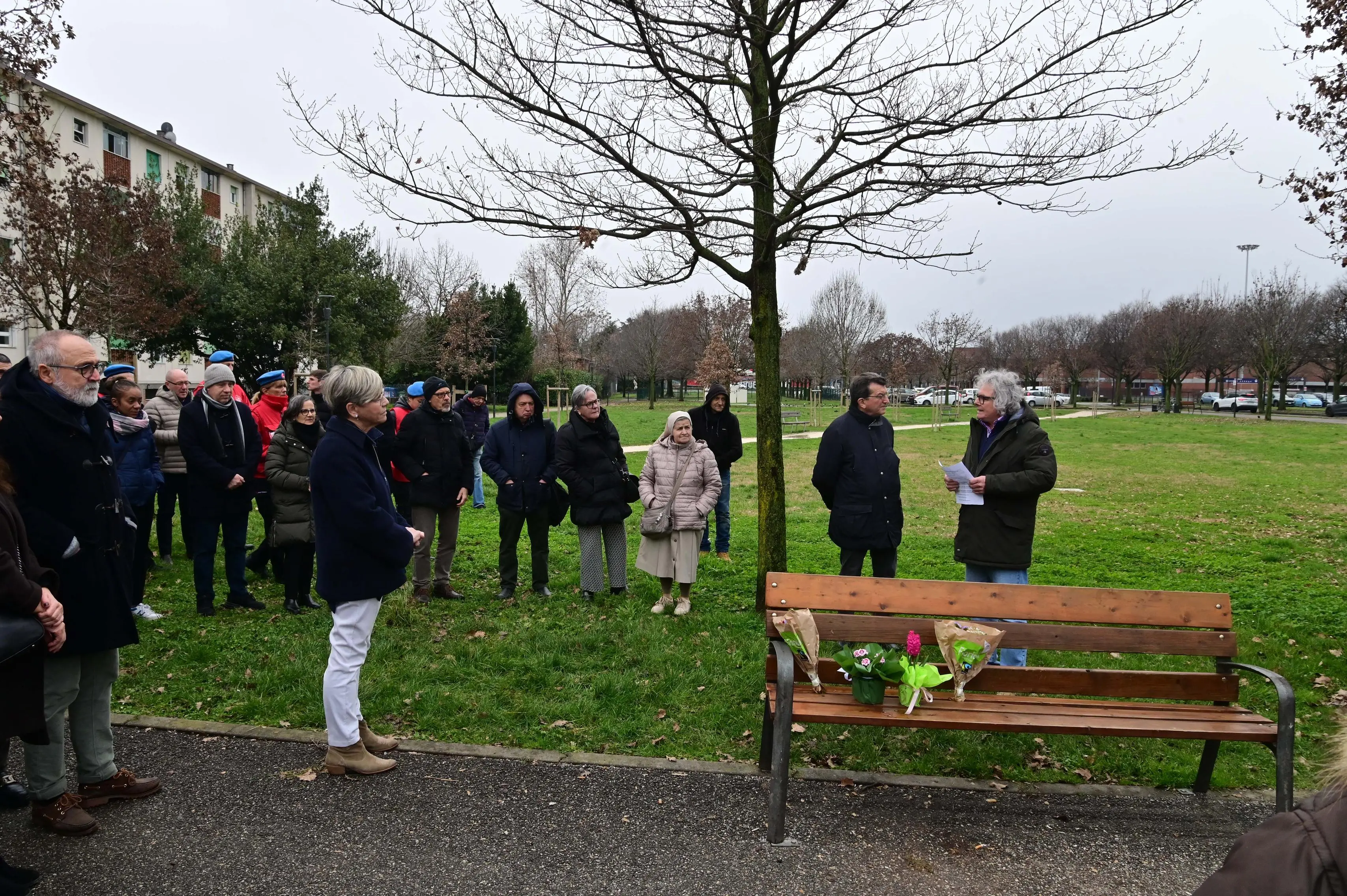 Porta Milano commemora i due clochard morti