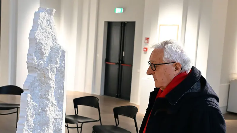 La mostra «Otto Rose» di Mauro Campagnaro al programma espositivo di Carme - Foto di Christian Penocchio © www.giornaledibrescia.it