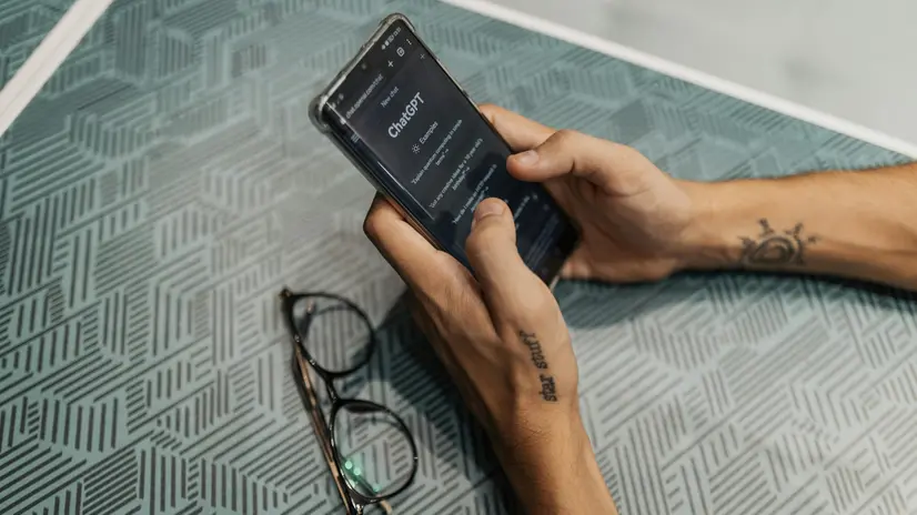 Ci si confida all'IA come se fosse un amico