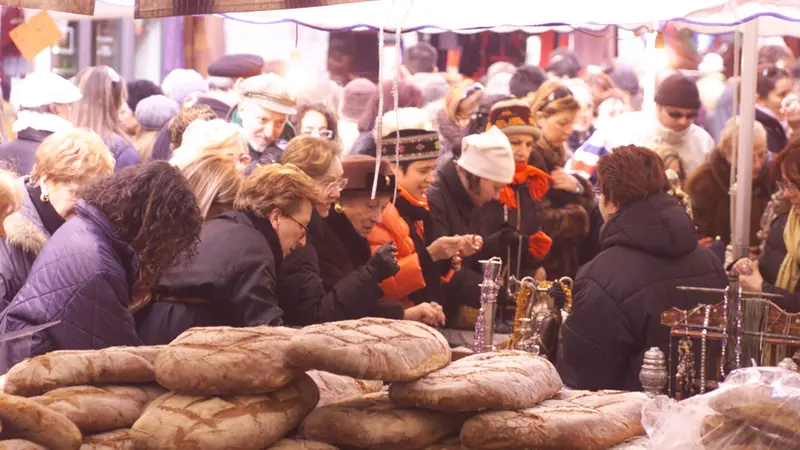 Uno scorcio della fiera di San Faustino del 2003 - © www.giornaledibrescia.it