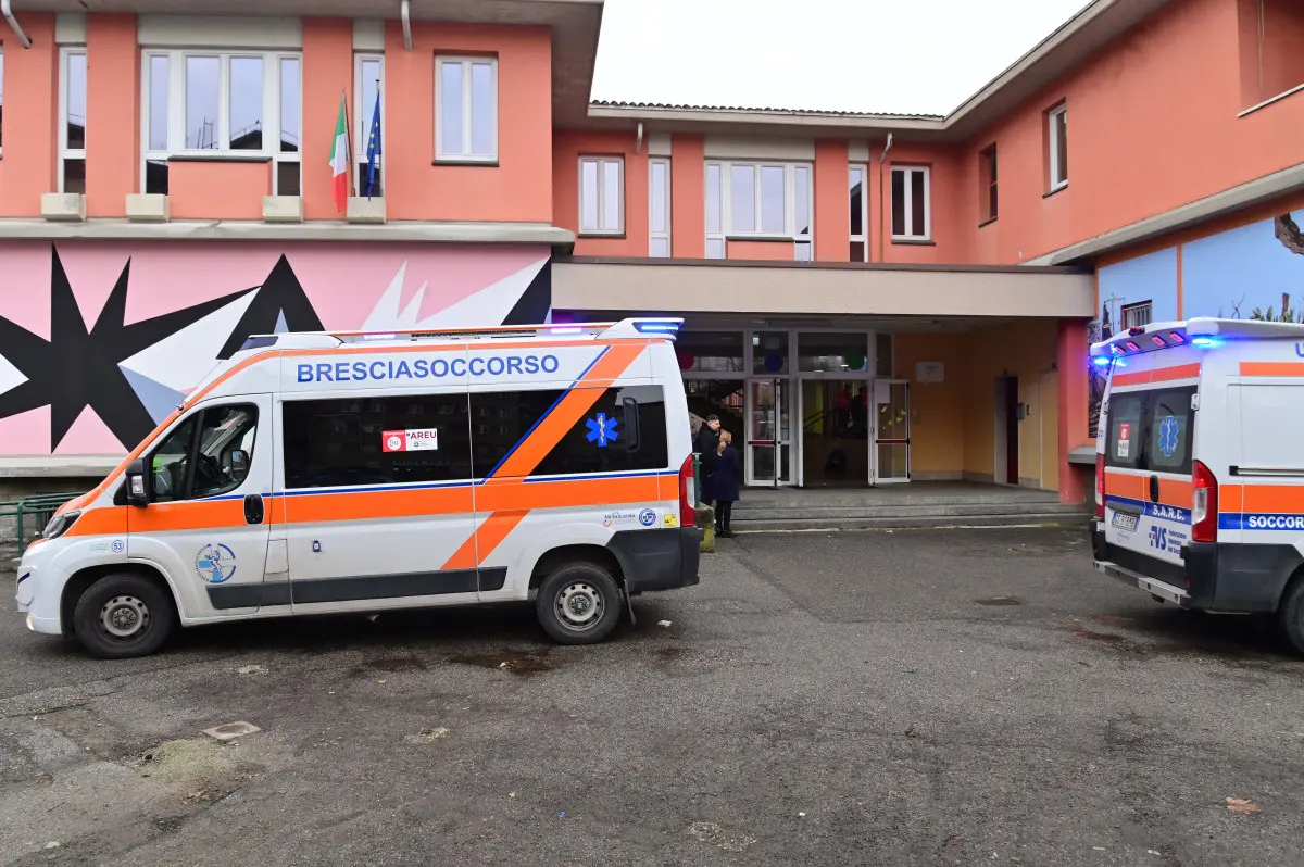 Intossicazione alla scuola Carducci