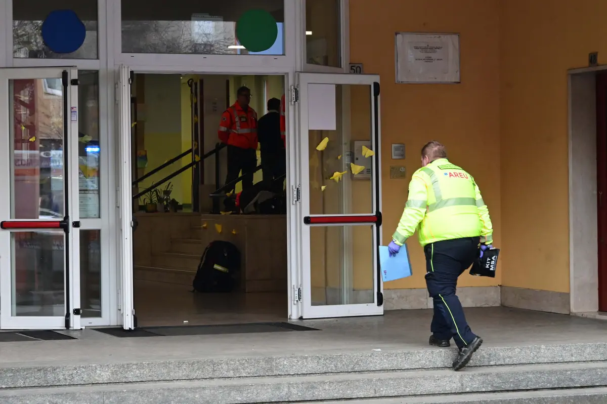 Intossicazione alla scuola Carducci