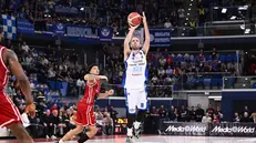 Amedeo Della Valle in azione a Milano contro l'Olimpia - © Foto M.Ceretti / Ciamillo-Castoria