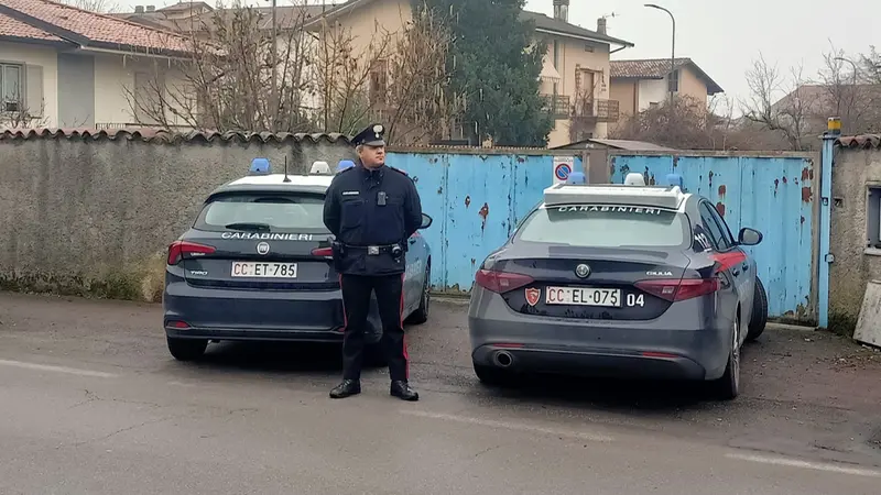 I carabinieri sono intervenuti a Palazzolo - © www.giornaledibrescia.it