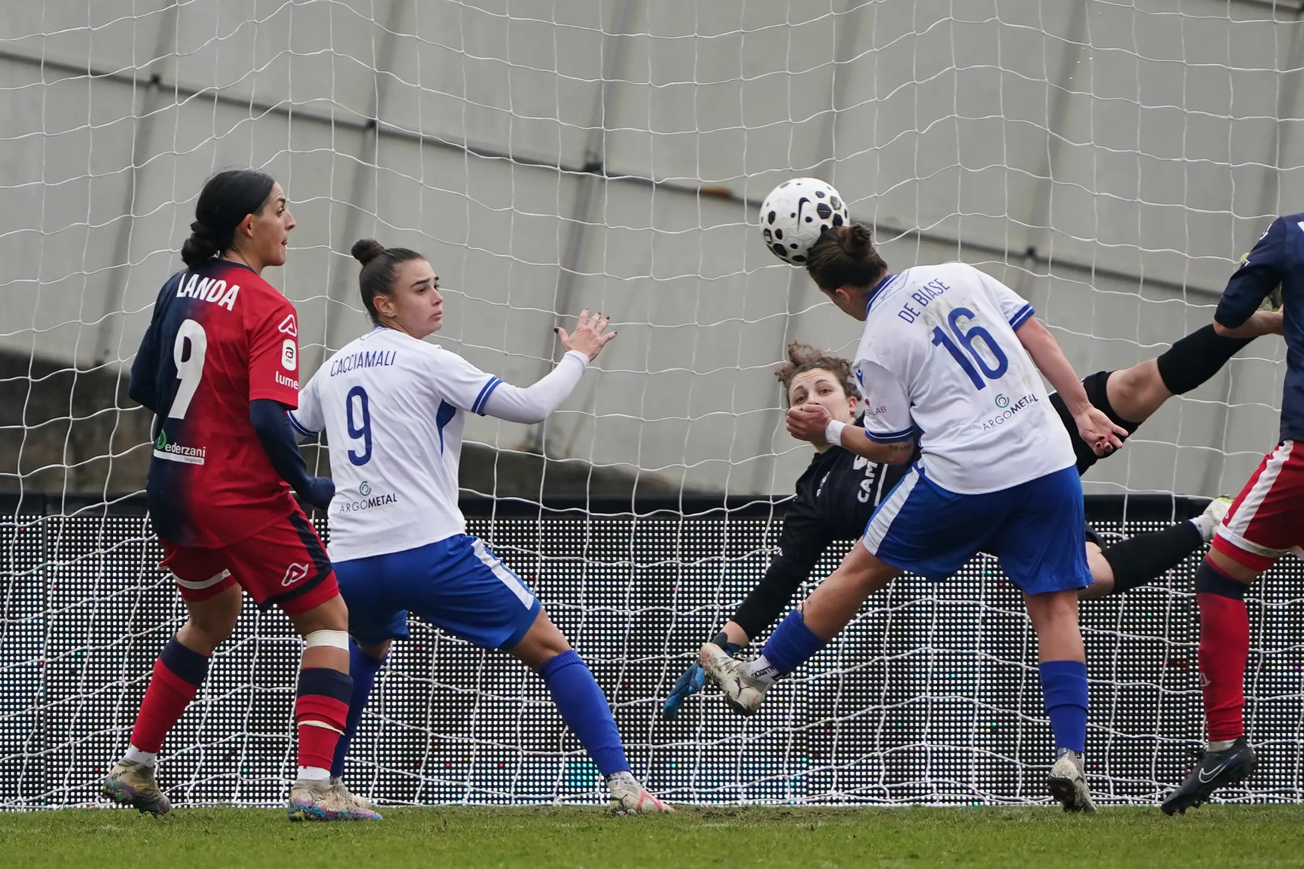 SERIE B CALCIO BRESCIA FEMMINILE LUMEZZANE - BRESCIA NELLA FOTO OCCASIONE GOL DE BIASE 14-02-2026 perteghella@newreporter
