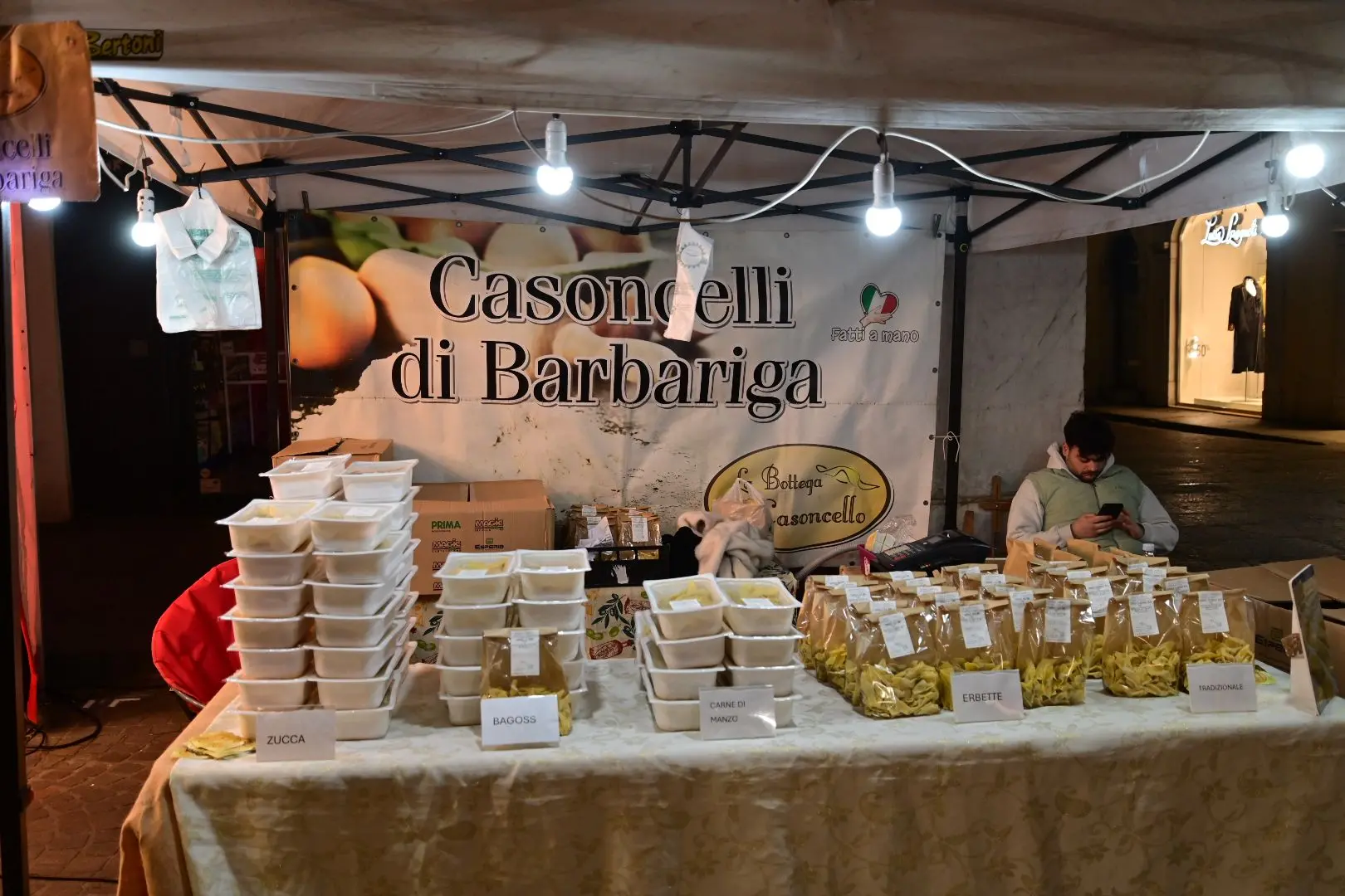 Le foto alla fiera di San Faustino prima dell'alba
