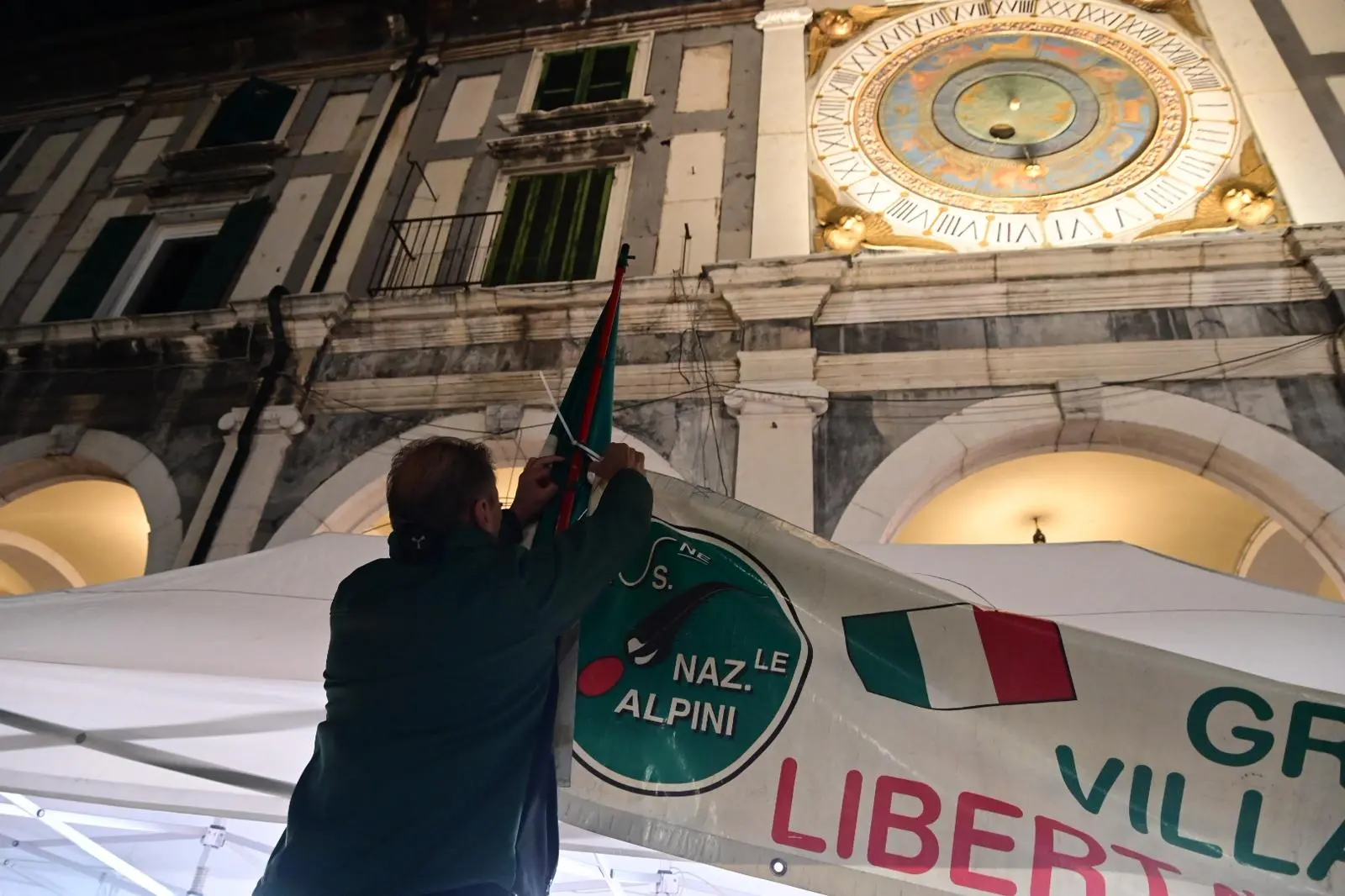 Le foto alla fiera di San Faustino prima dell'alba