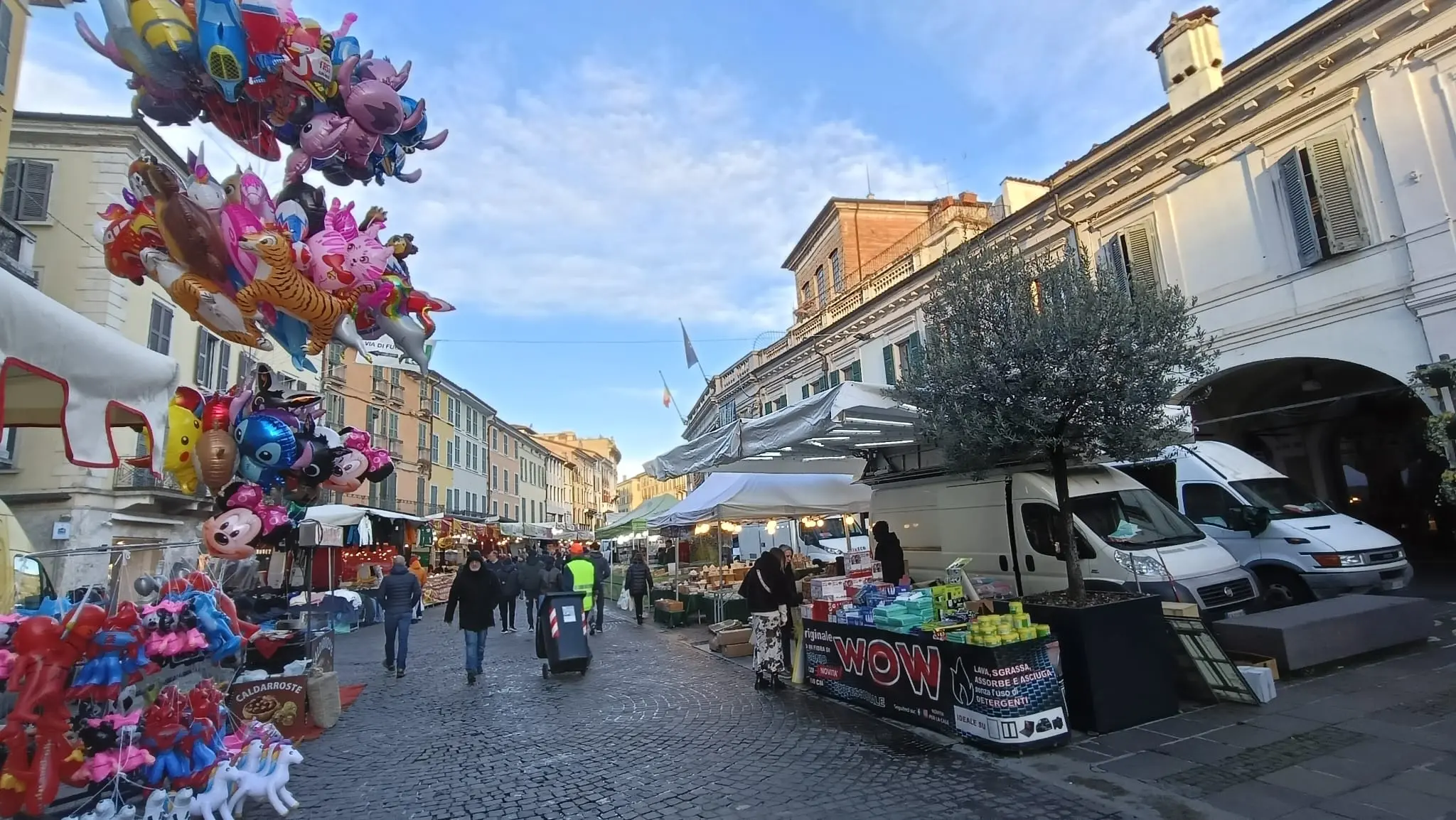 Le prime persone alla fiera di San Faustino