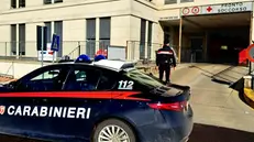 Una pattuglia al Pronto soccorso di Chiari - © www.giornaledibrescia.it