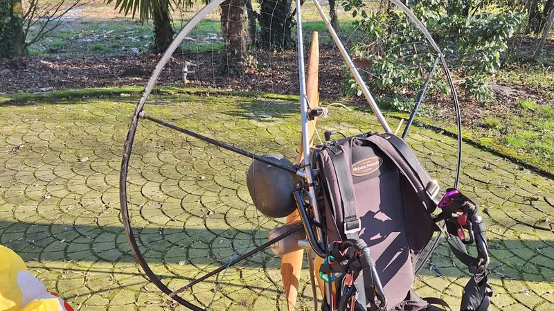 Il paramotore caduto a Leno