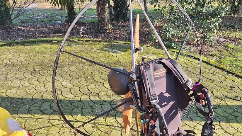 Il paramotore caduto a Leno