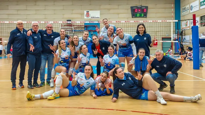 Tanti sorrisi in casa Brescia Volley - Foto Romano