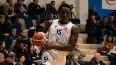 Felix Amo, autore di 16 punti per Gardone - © www.giornaledibrescia.it