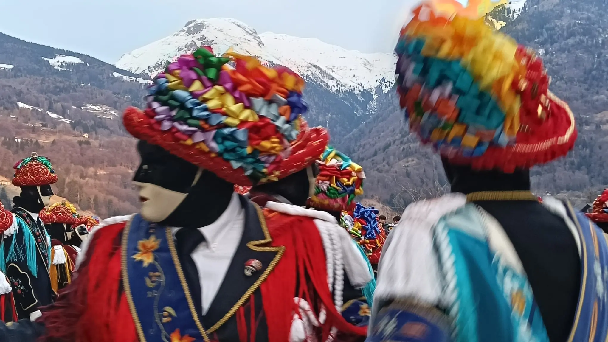 Carnevale di Bagolino: il primo ballo sul sagrato