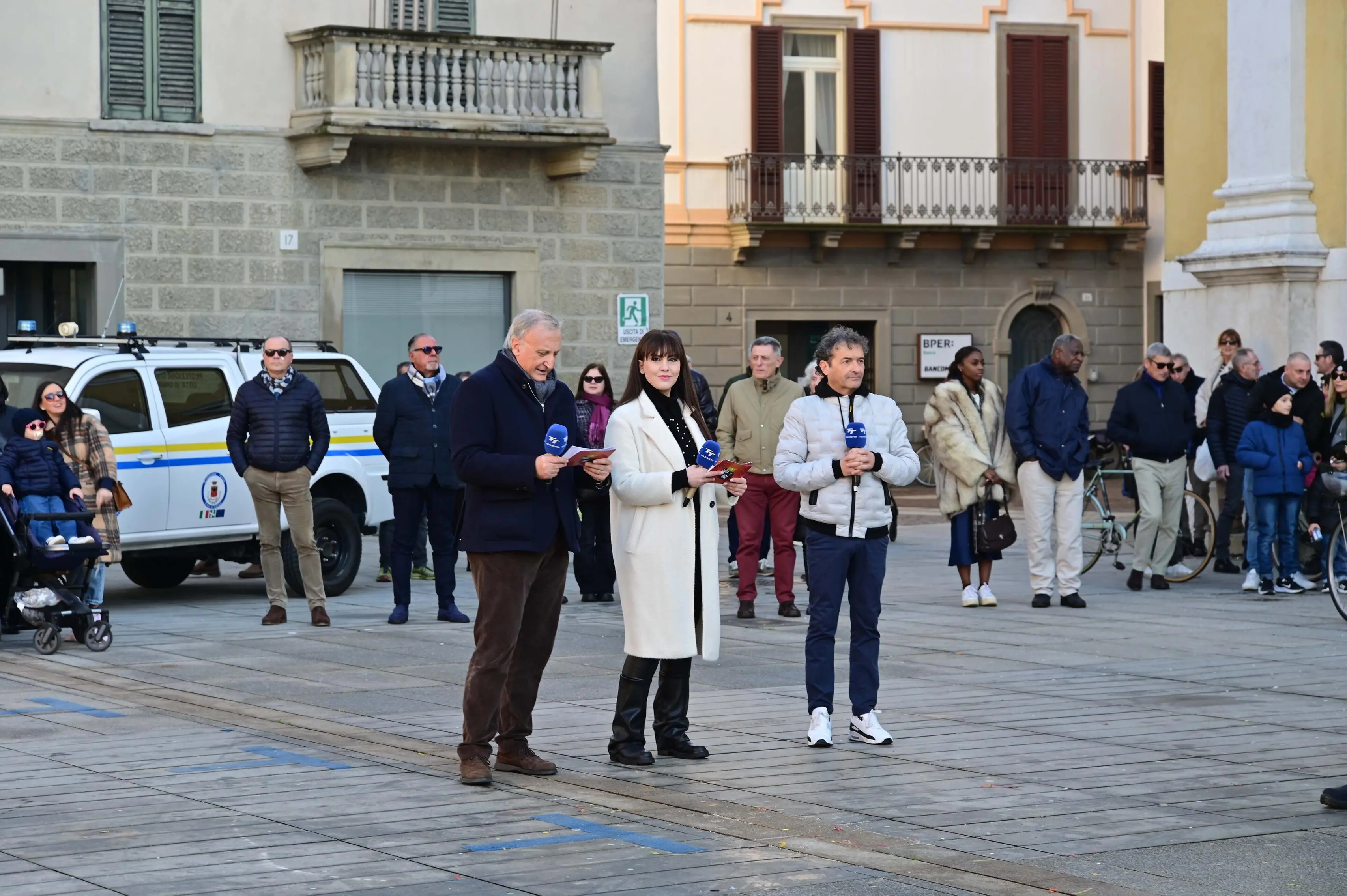 CHIARI IN PIAZZA CON NOI REDAZIONE PROVINCIA 15-02-2026  GABRIELE STRADA NEW EDEN GROUP 