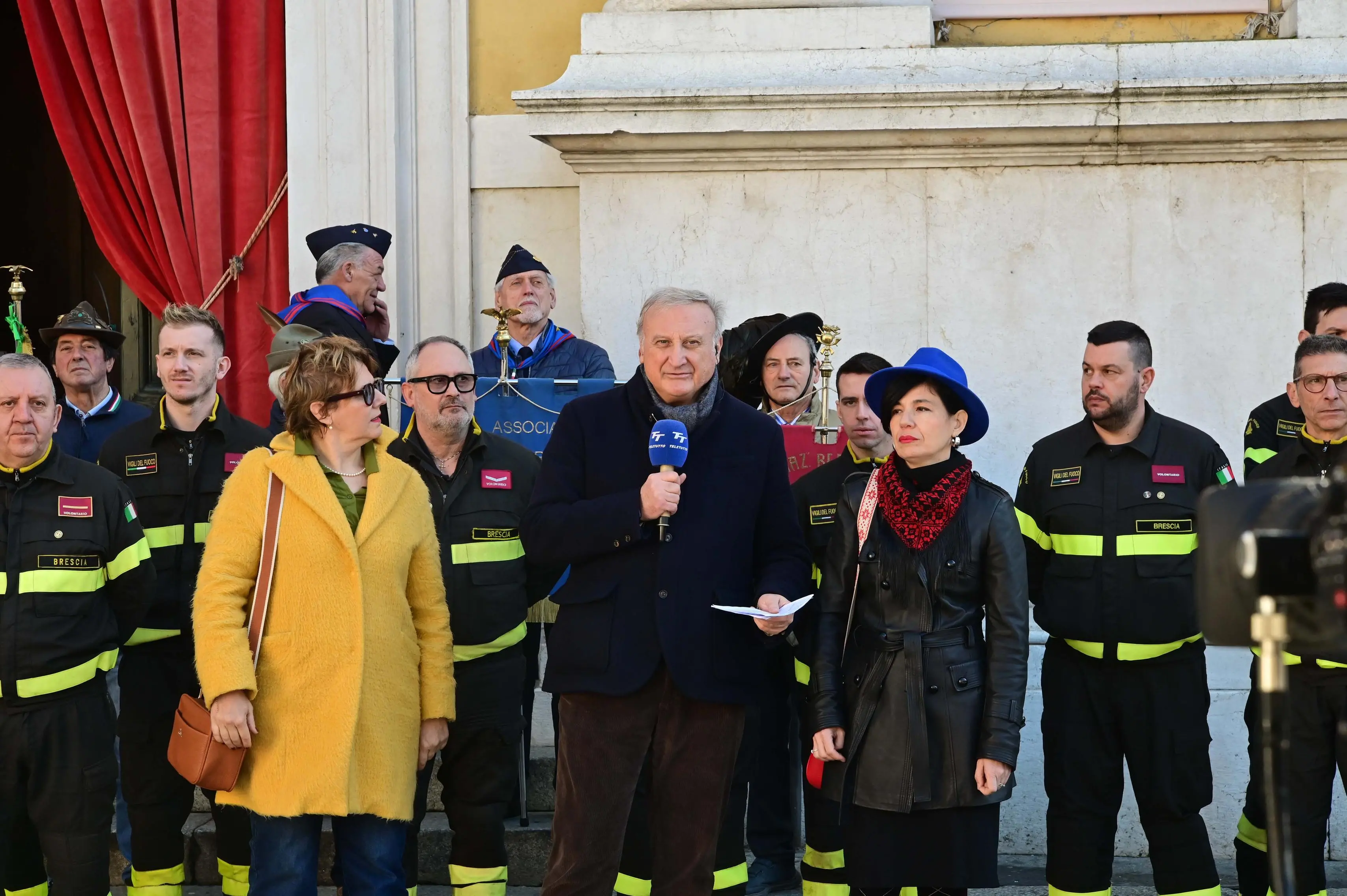 CHIARI IN PIAZZA CON NOI REDAZIONE PROVINCIA 15-02-2026  GABRIELE STRADA NEW EDEN GROUP 