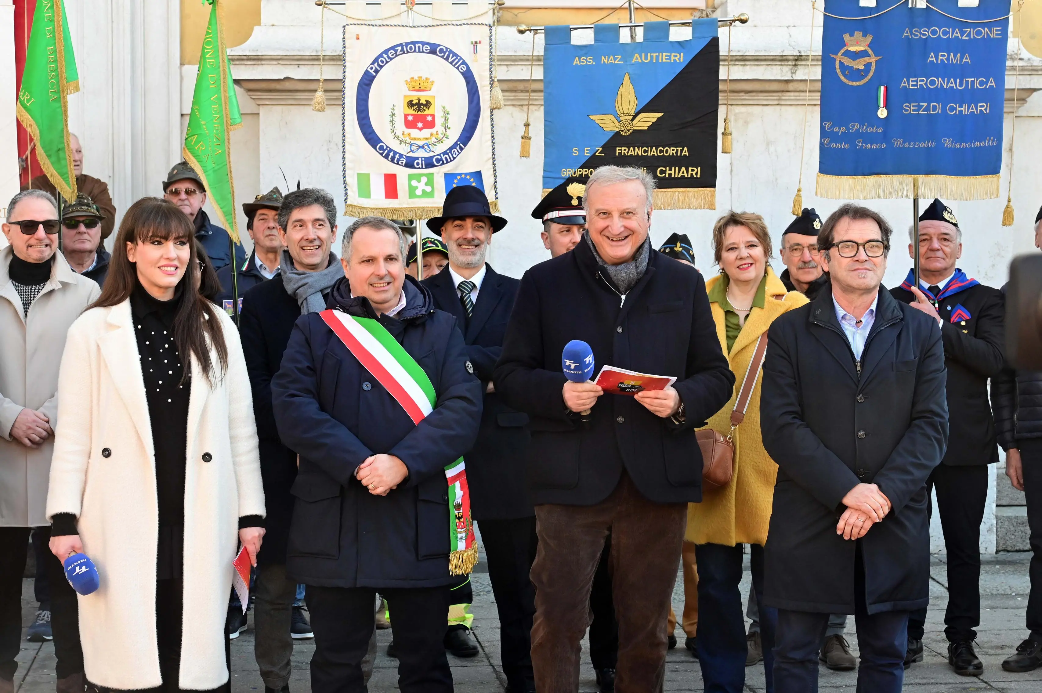 CHIARI IN PIAZZA CON NOI REDAZIONE PROVINCIA 15-02-2026  GABRIELE STRADA NEW EDEN GROUP 