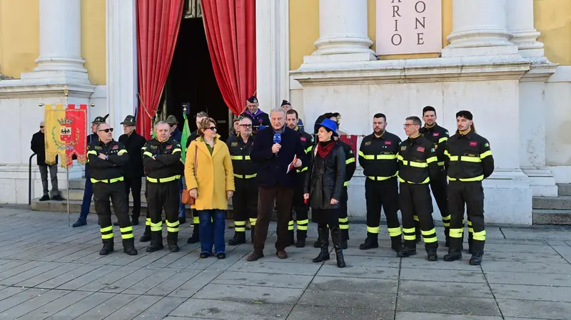 I Vigili del fuoco volontari di Chiari - Foto Gabriele Strada/Neg © www.giornaledibrescia.it