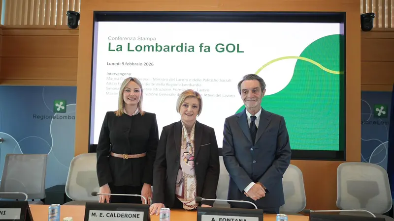La ministra del lavoro Calderone, il presidente di Regione Lombardia Fontana e l'assessore Tironi