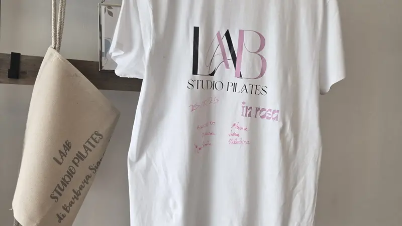 Magliette di «Pilates in rosa» - © www.giornaledibrescia.it
