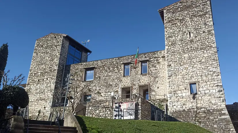 A breve ripartiranno i lavori al castello Oldofredi - © www.giornaledibrescia.it