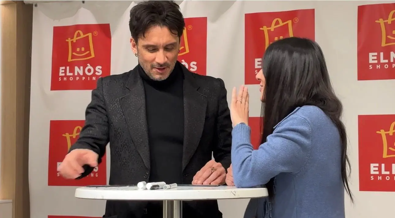 Fabrizio Moro, l'instore a Elnòs