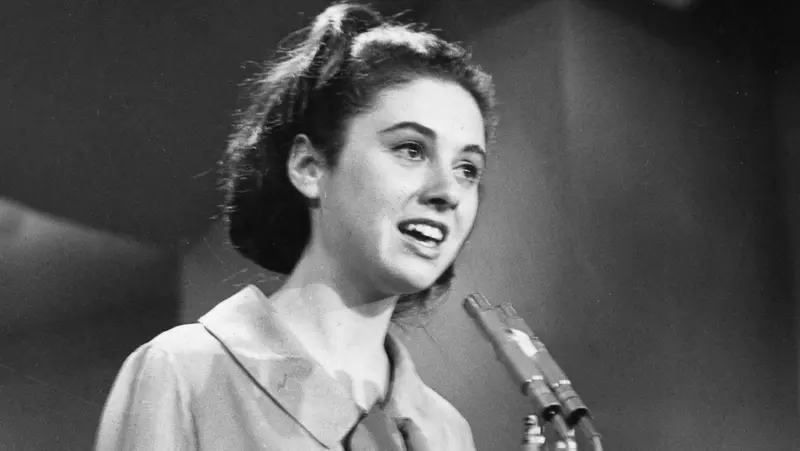 Gigliola Cinquetti, anni '60, courtesy Collezione Renato Corsini