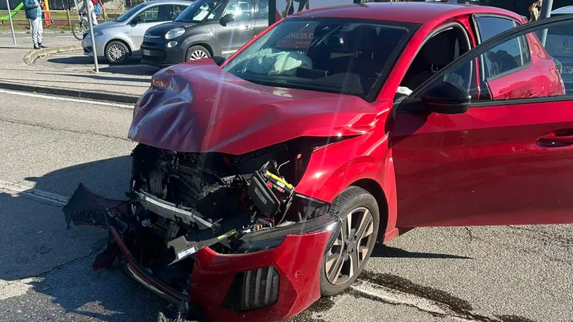 La Peugeot coinvolta nell'incidente avvenuto a Chiari
