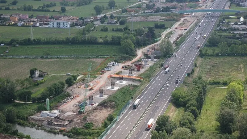 Una veduta del cantiere per l'alta velocità - © www.giornaledibrescia.it