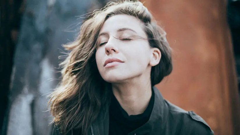 Respirare in modo consapevole permette di accedere ad uno stato di maggiore calma