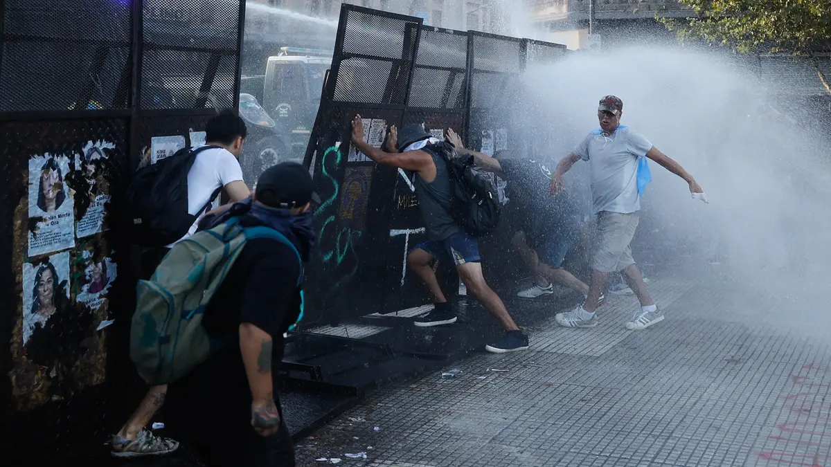 Le proteste a Buenos Aires - Ansa © www.giornaledibrescia.it