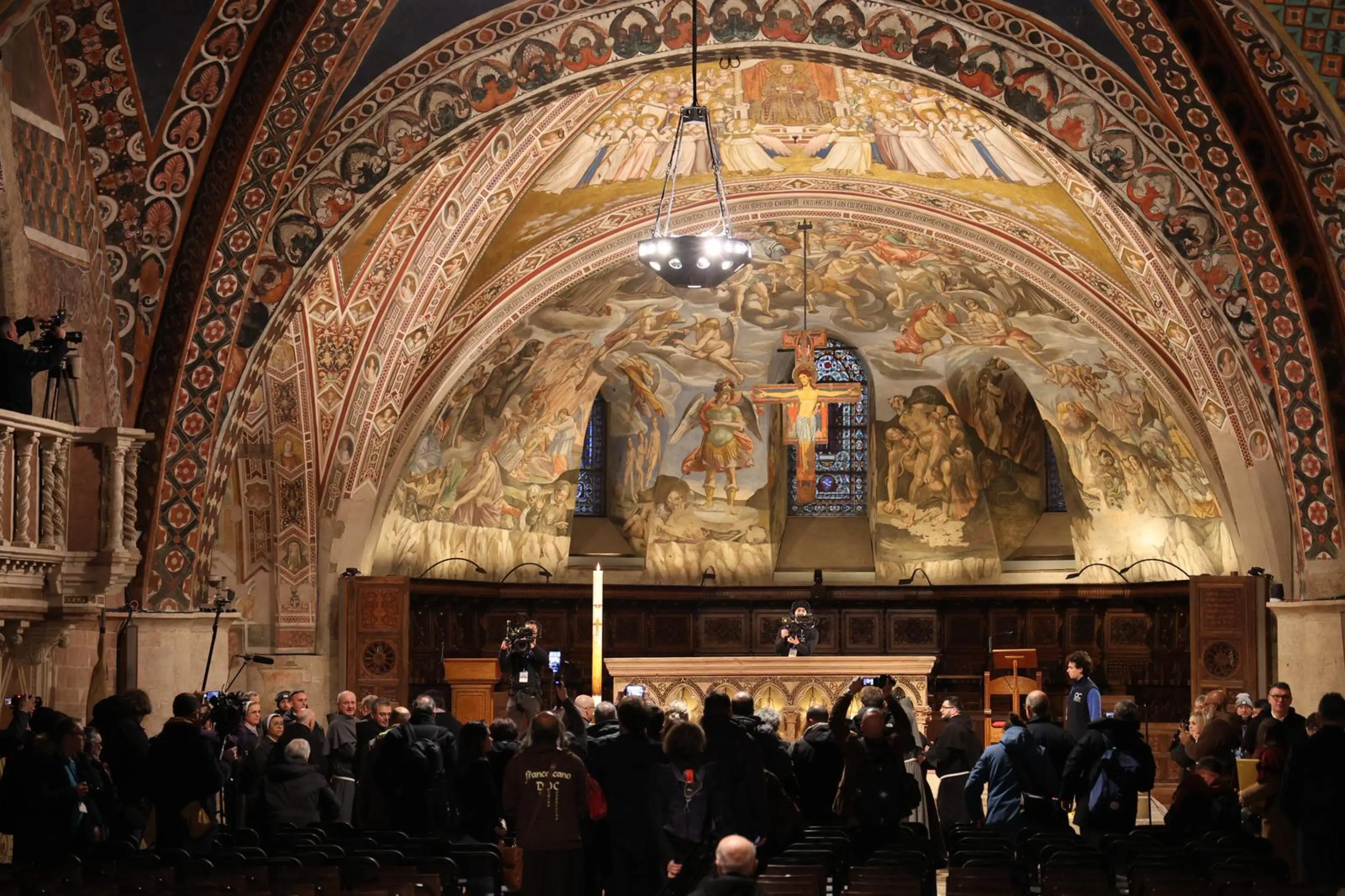 Ad Assisi la prima ostensione delle spoglie di san Francesco