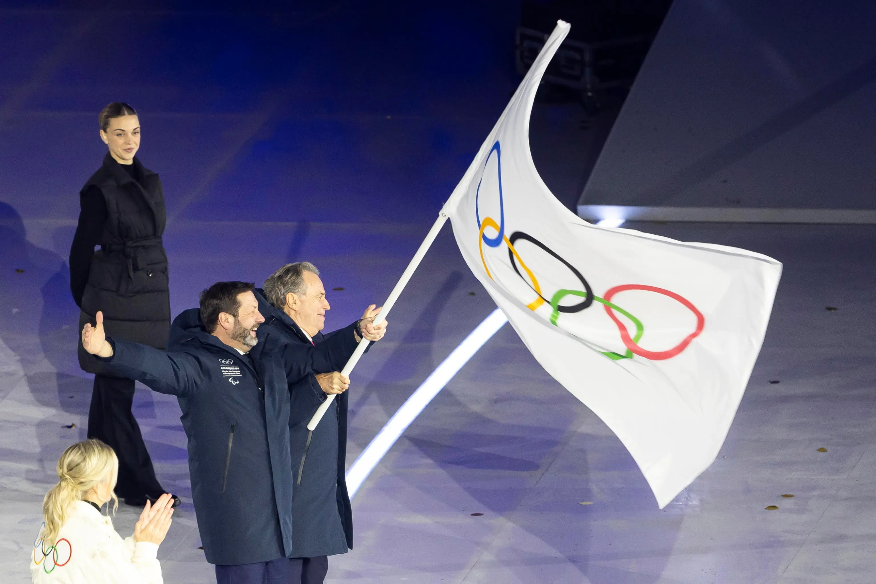La cerimonia conclusiva delle Olimpiadi di Milano-Cortina