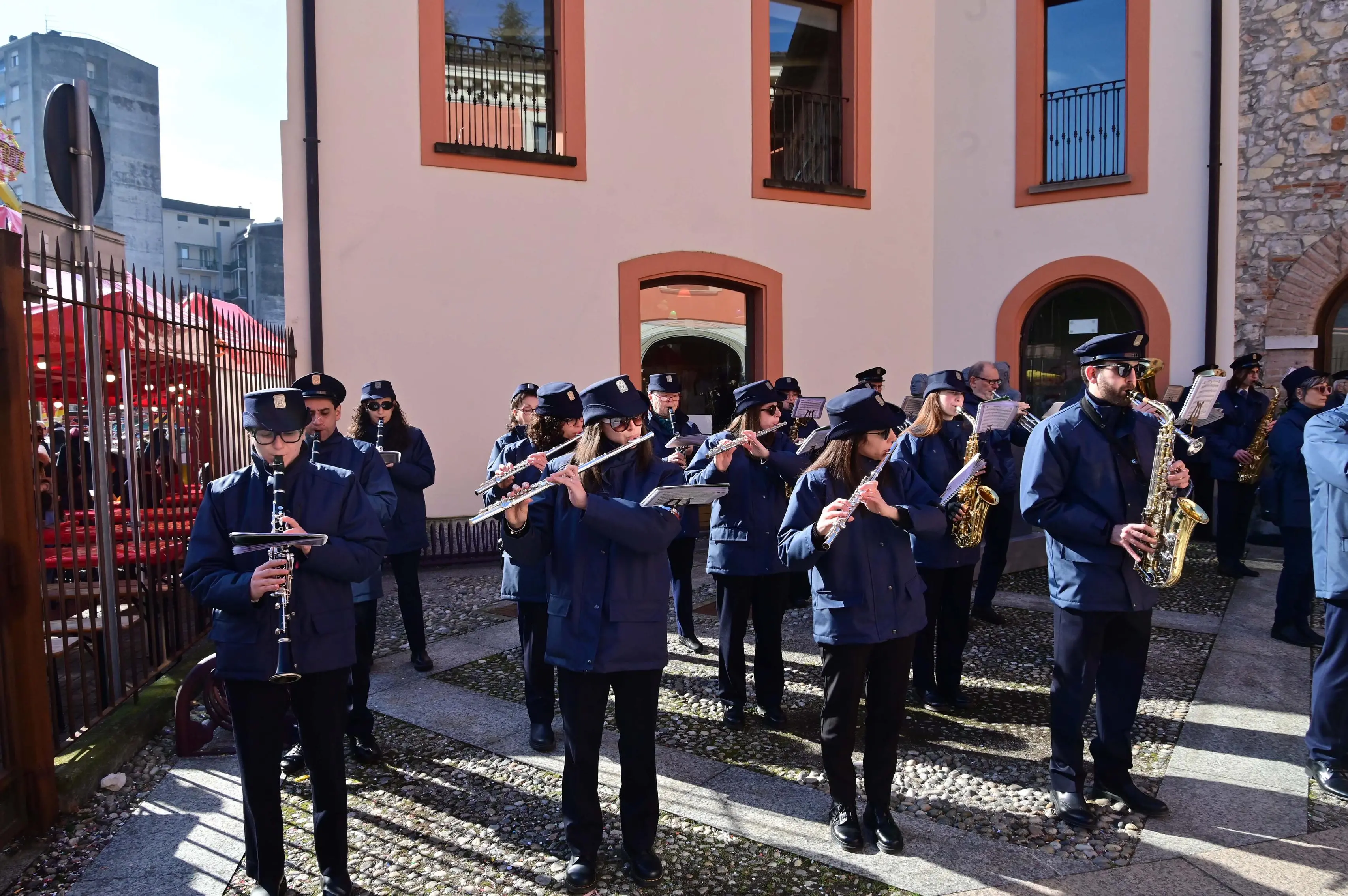 SAREZZO IN PIAZZA CON NOI REDAZIONE PROVINCIA 22-02-2026 GABRIELE STRADA NEW EDEN GROUP