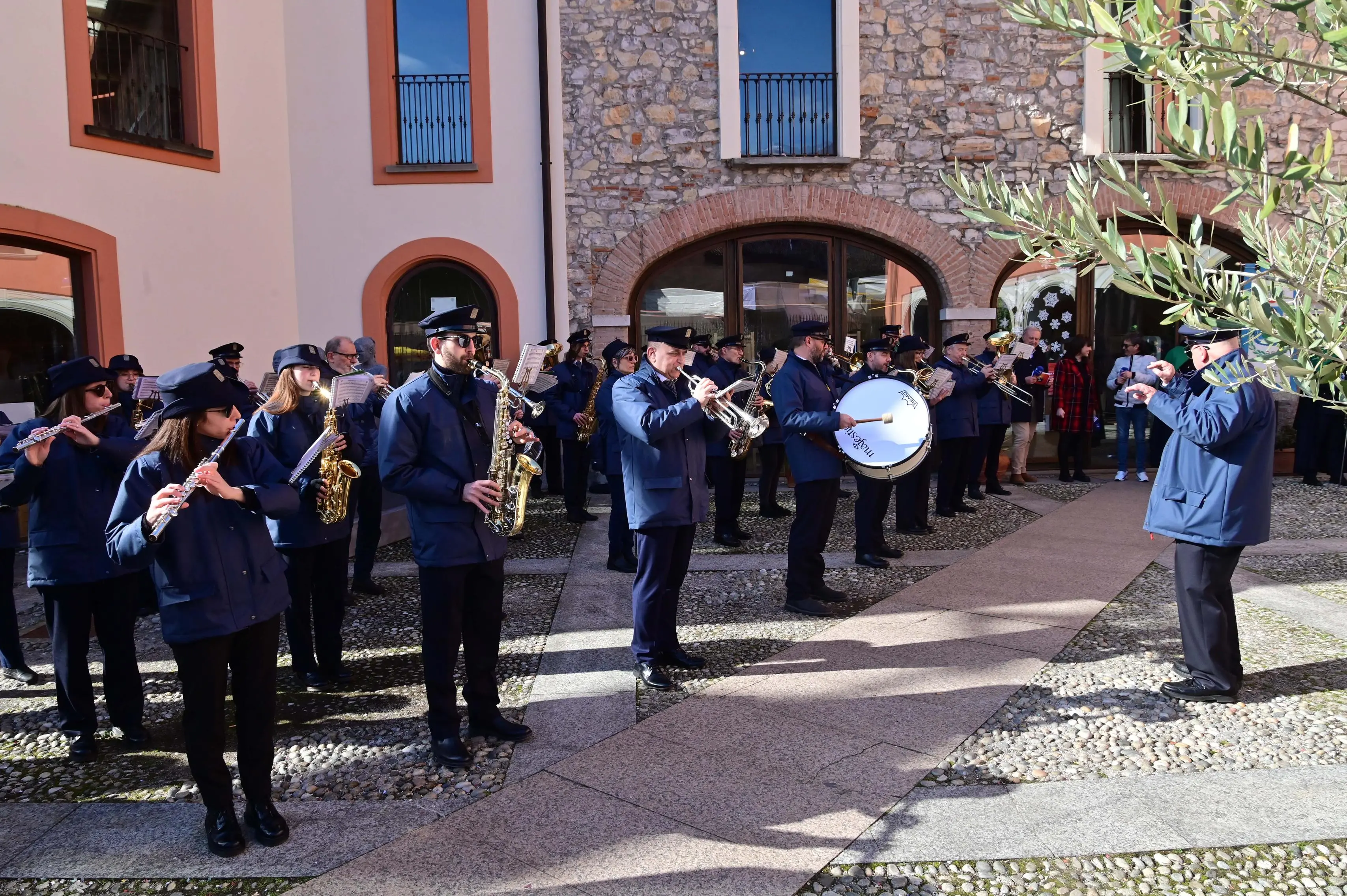 SAREZZO IN PIAZZA CON NOI REDAZIONE PROVINCIA 22-02-2026 GABRIELE STRADA NEW EDEN GROUP